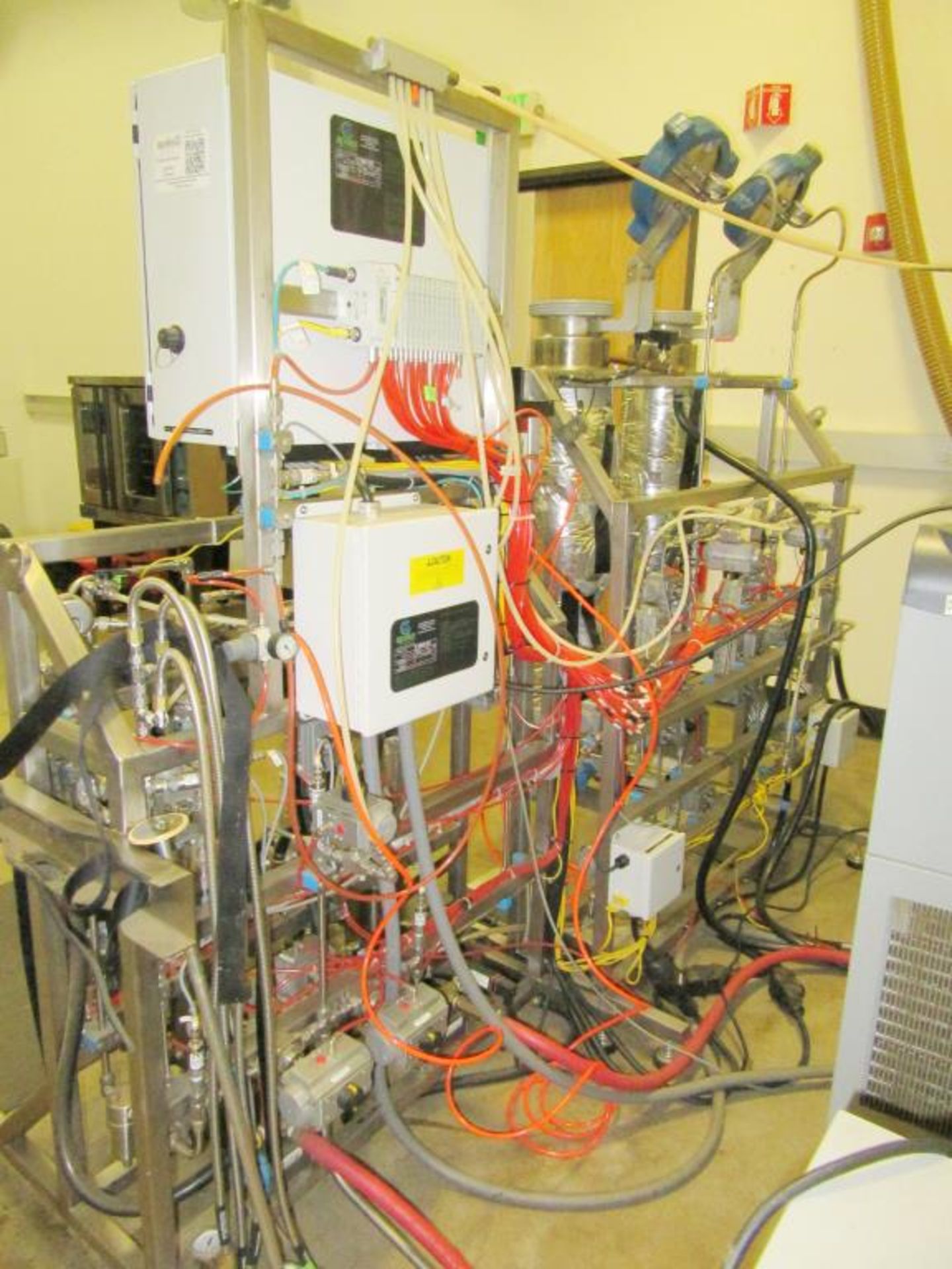 CO2 Extraction System - Image 18 of 37