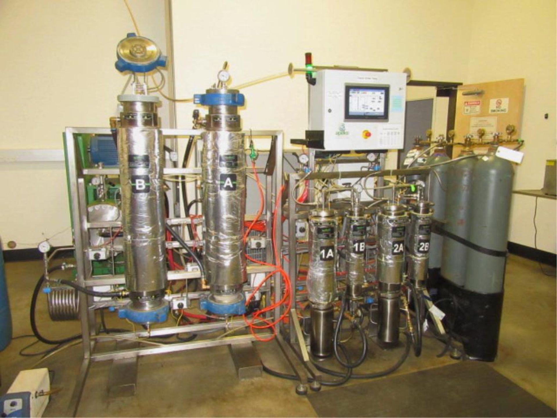 CO2 Extraction System - Image 2 of 37