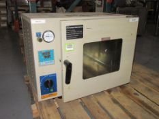 Across Int'l Vacuum Oven