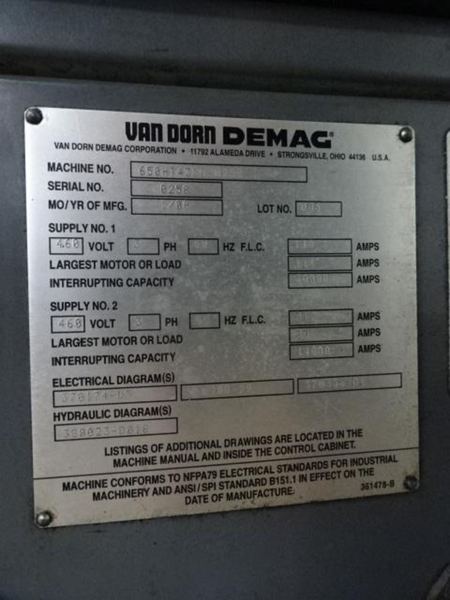 Van Dorn Injecting Molding Machine