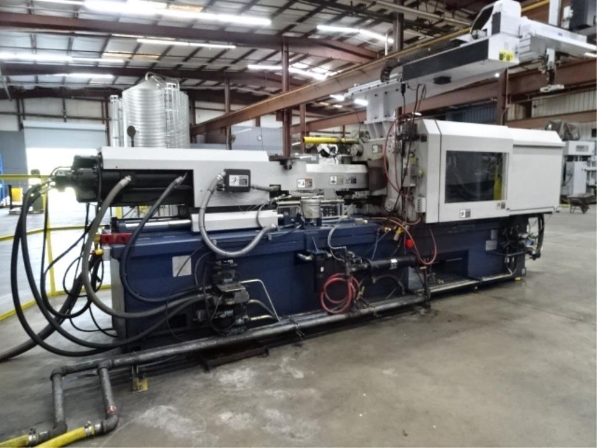 Van Dorn Injecting Molding Machine - Image 7 of 7