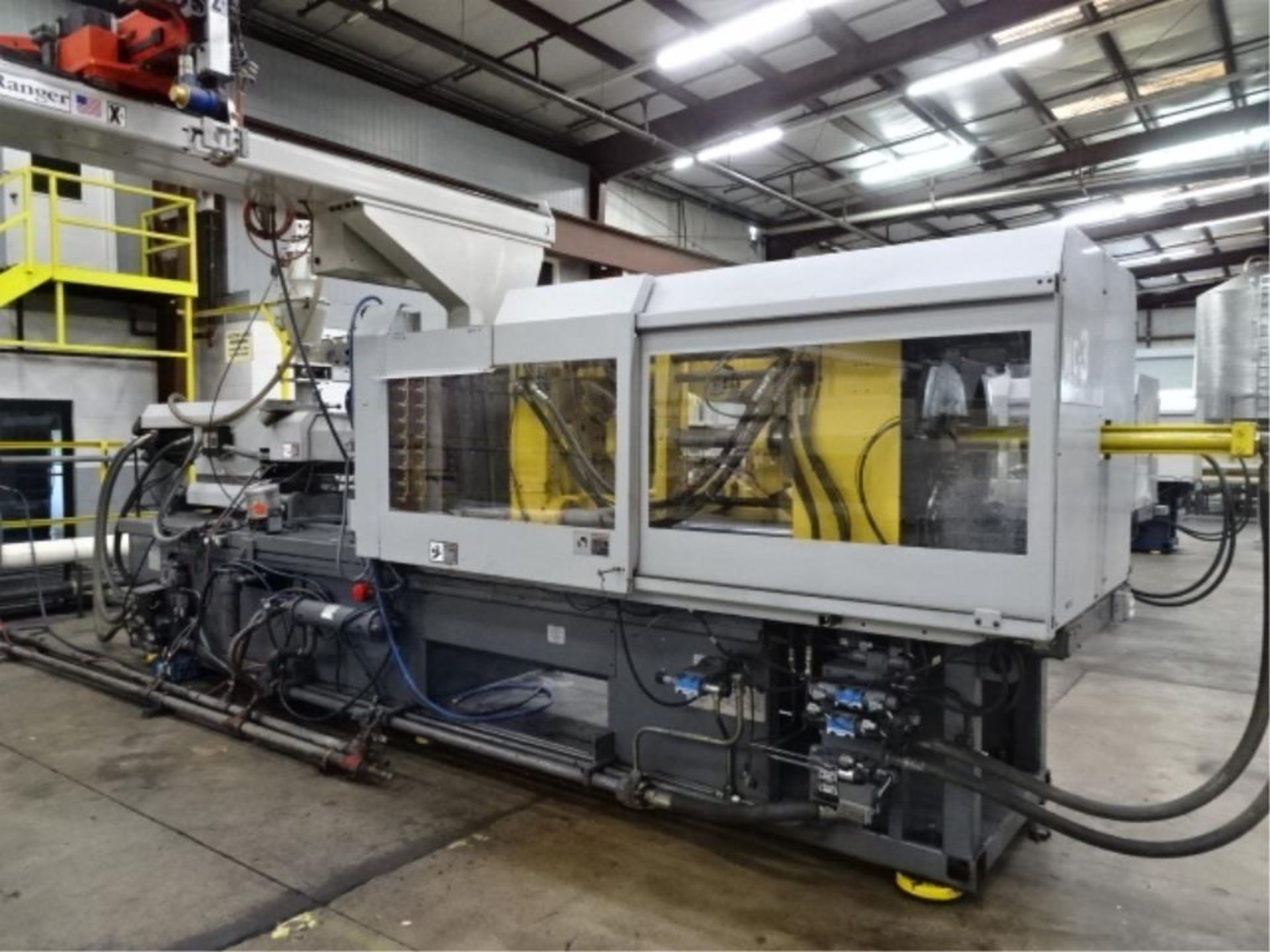 Van Dorn Injecting Molding Machine - Image 8 of 9