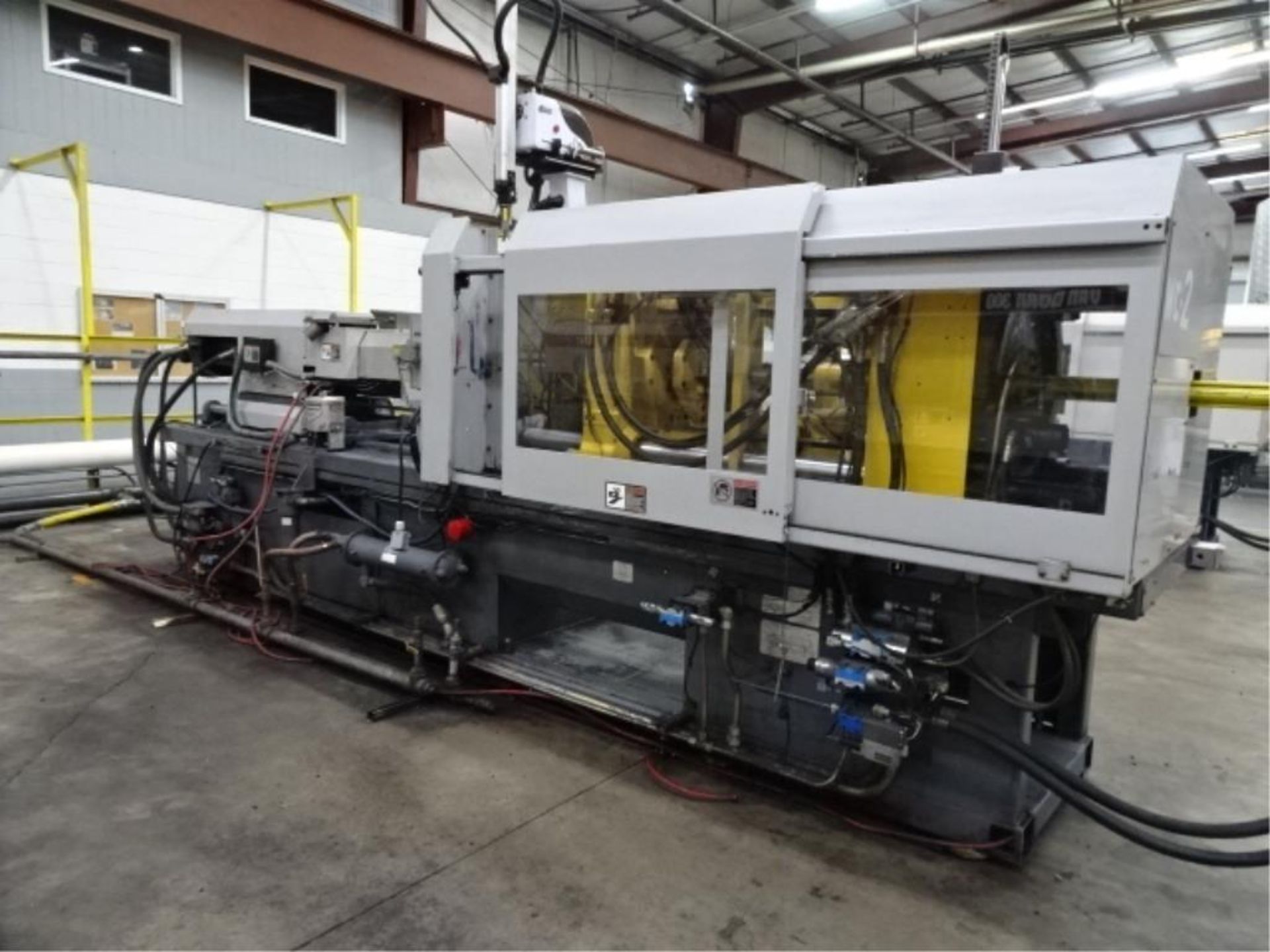 Van Dorn Injecting Molding Machine - Image 8 of 9