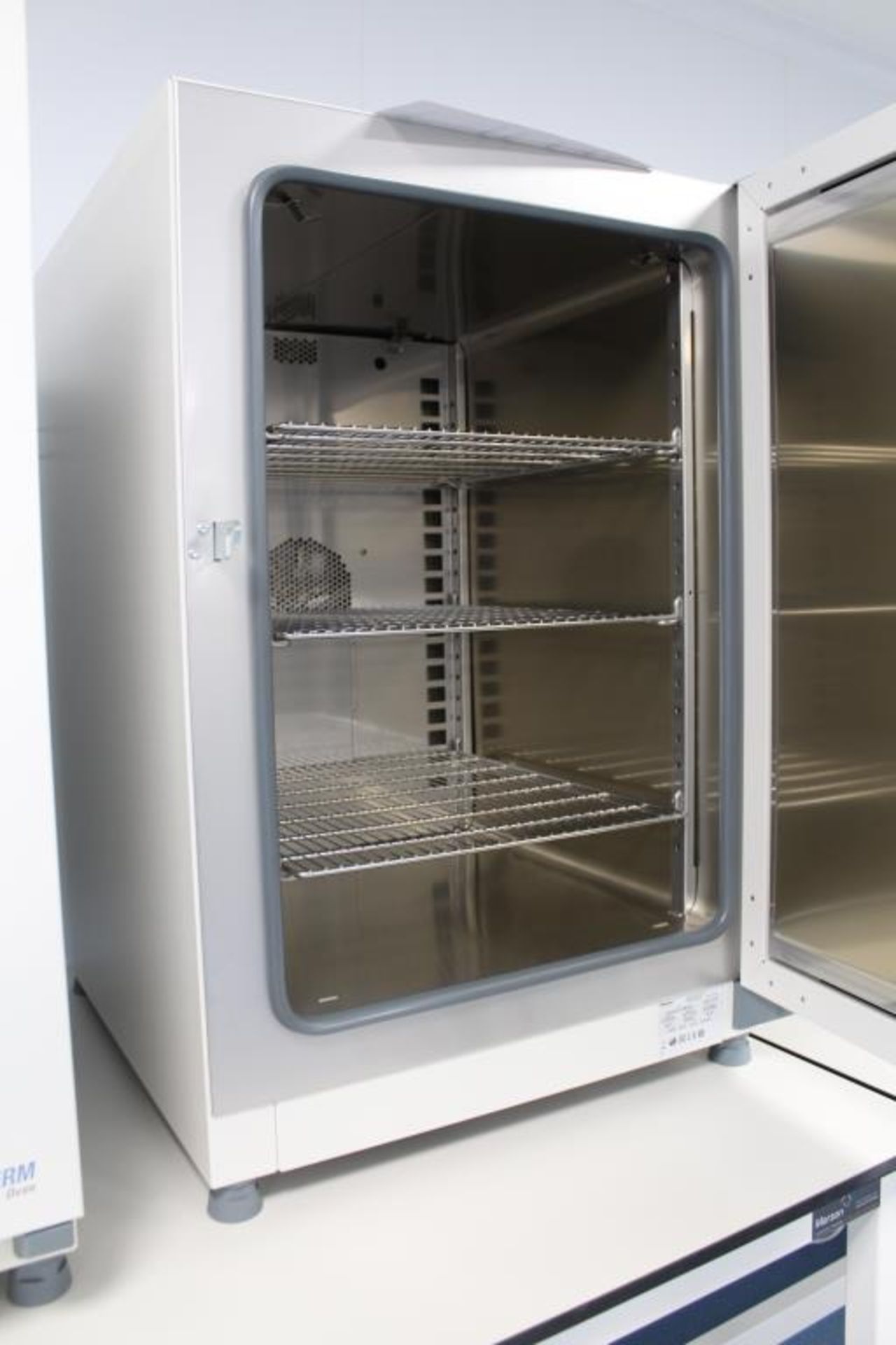 Thermo Scientific Oven - Image 2 of 3