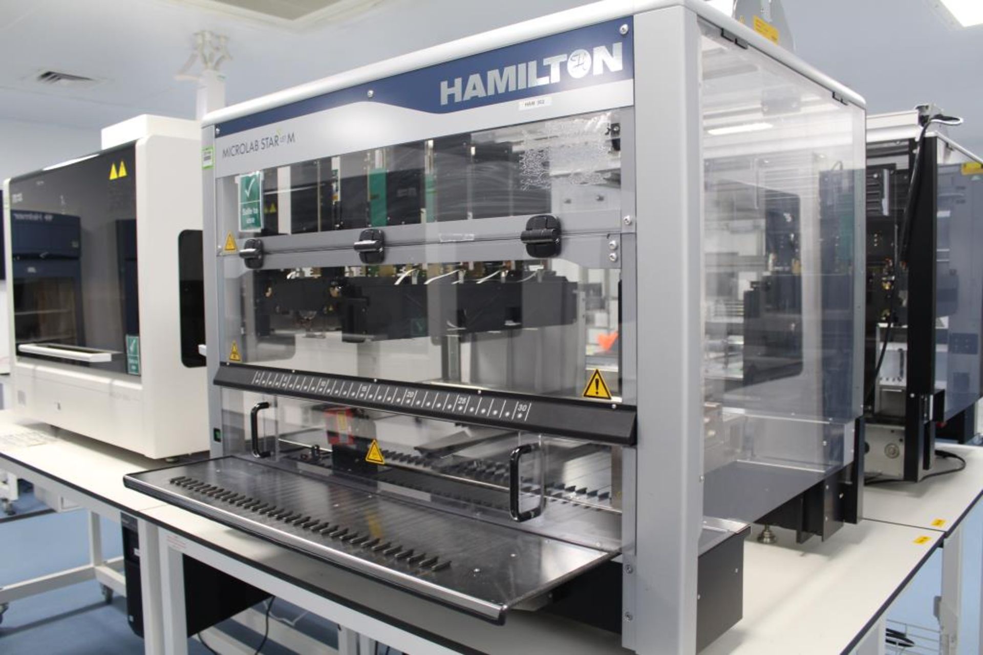 Hamilton Liquid Handling System - Image 2 of 4