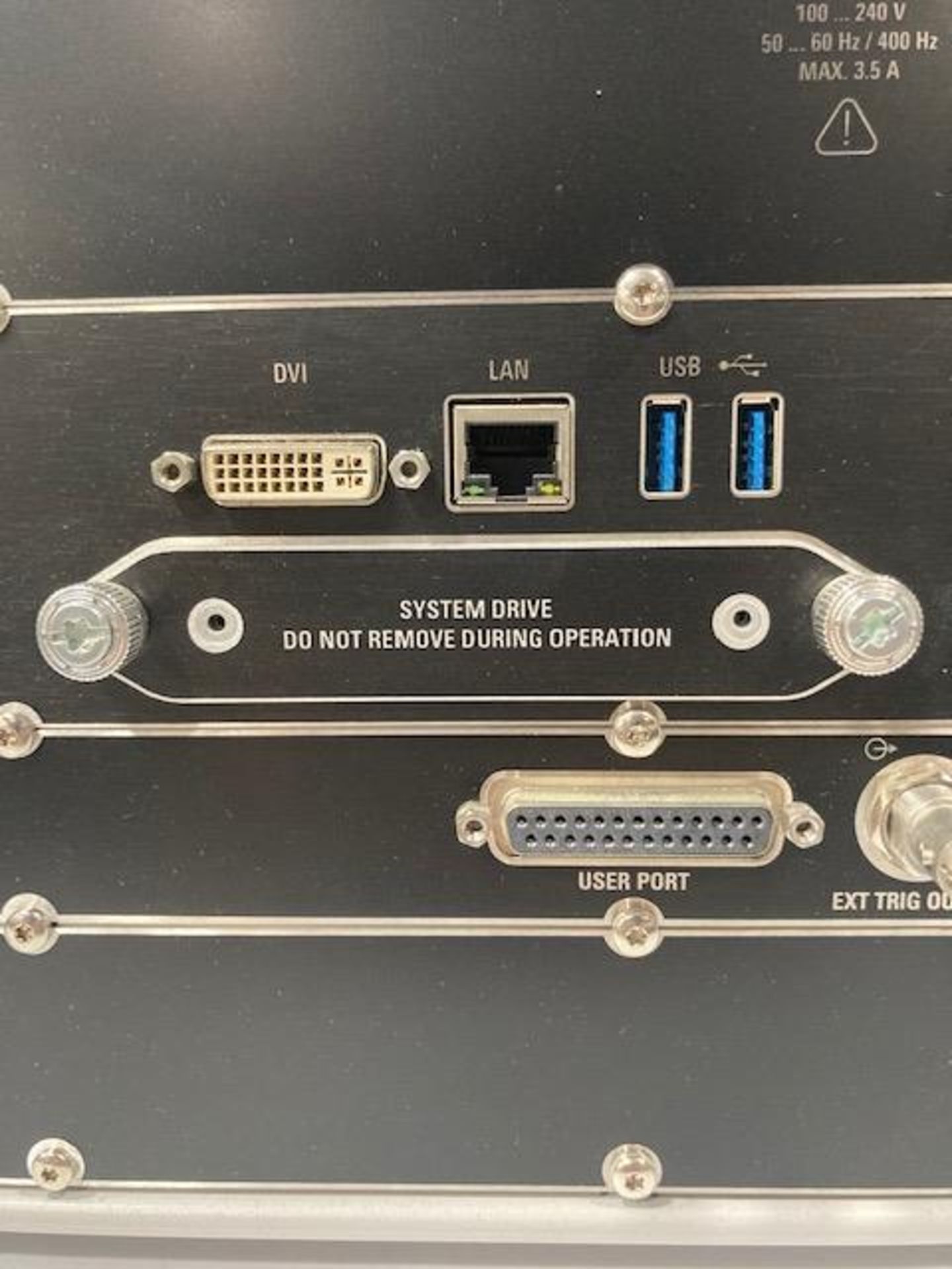 Rhode & Schwarz Vector Network Analyzer - Image 5 of 8