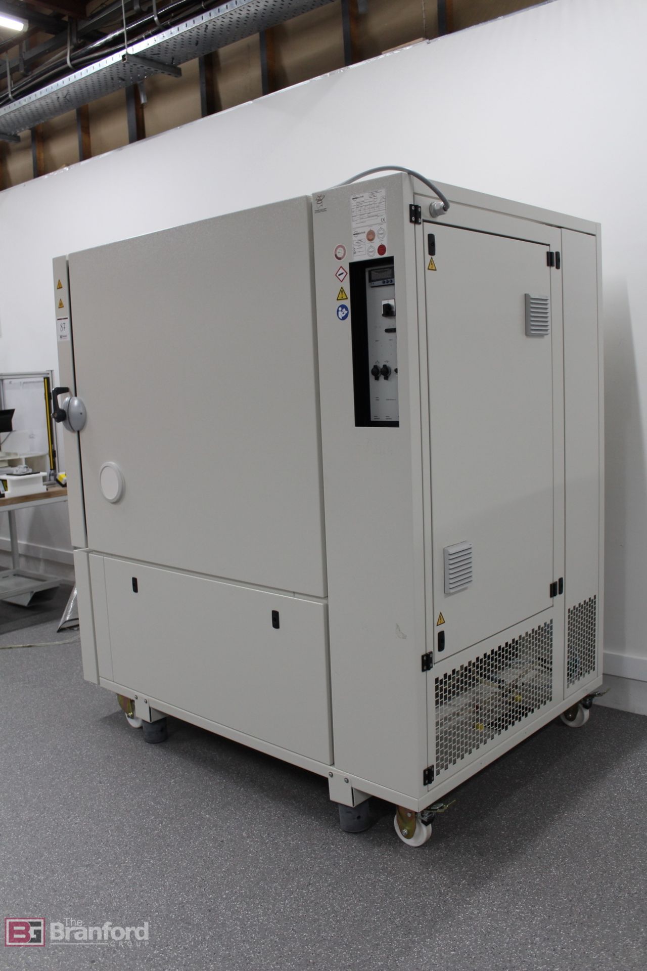 Weiss Technik C/1000/40/3 Mobile Climatic Test Chamber - Image 2 of 3