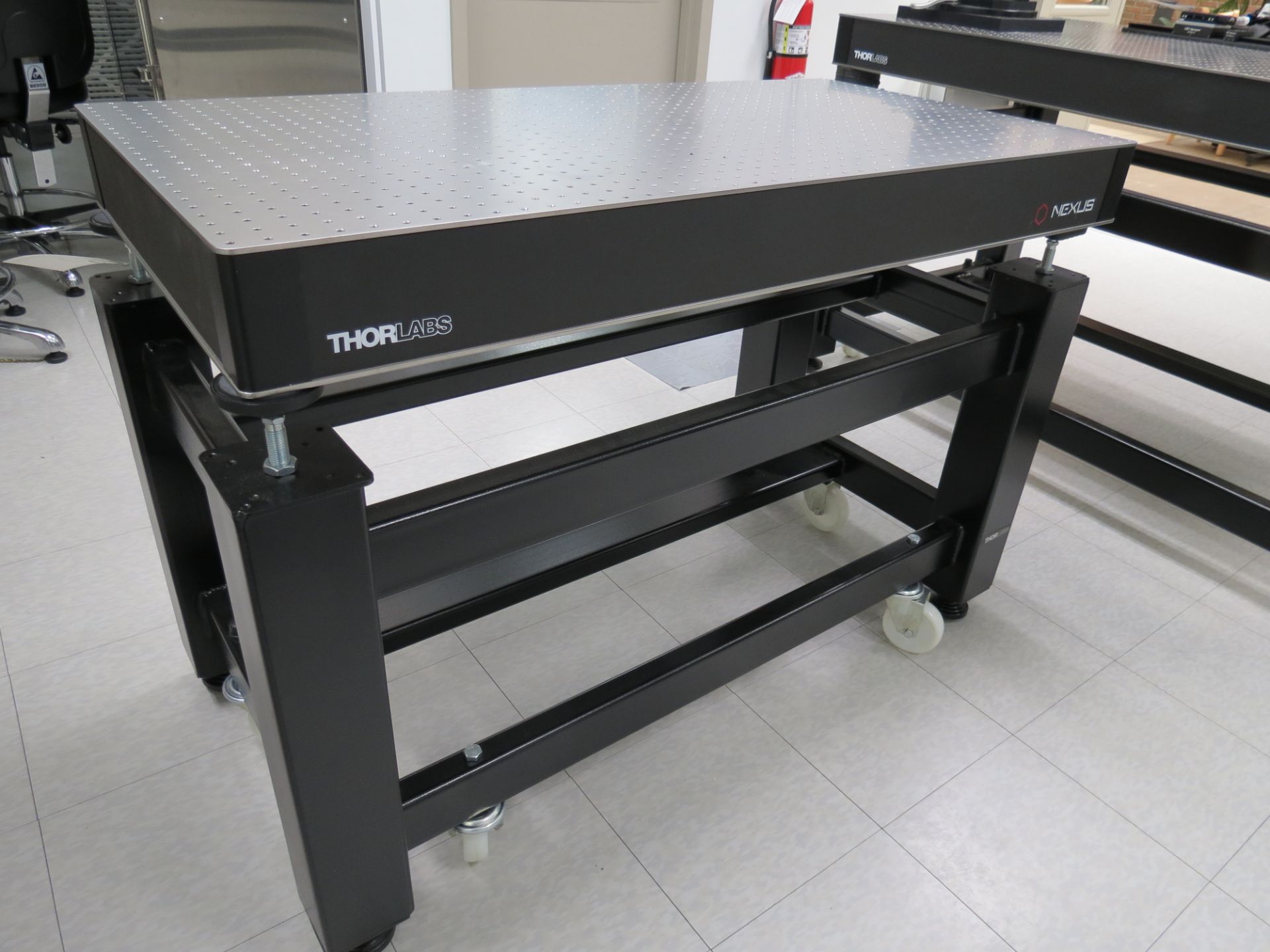 Thorlabs Optical Table - Image 4 of 5