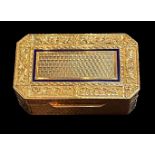 GOLD SNUFF BOX