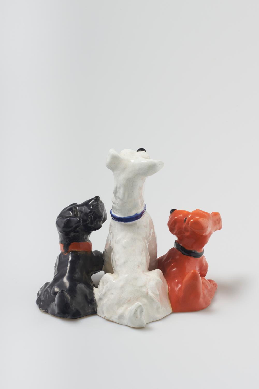 FRIEDRICH GOLDSCHEIDER MANUFACTURE Dogs ceramic figurine - Image 2 of 3