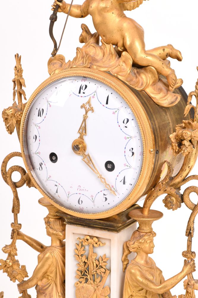 IMPORTANT FRENCH LOUIS XVI STYLE GILT BRONZE AND MARBLE MANTEL CLOCK, 19TH CENTURY - Image 2 of 3