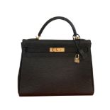 HERMES KELLY 32 RETOURNE Black grained leather handbag, 2001