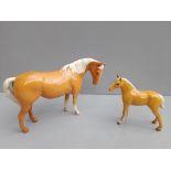 A Beswick Palamino Horse & Foal