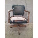 Hands Of Wycombe' Oak & Leather Office Chair (Distressed)