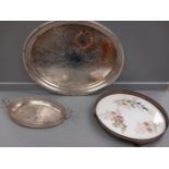 4 Plated Trays/Dishes & 7 Spoons