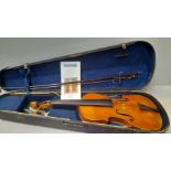 Waters Violin & Bow In Wooden Case (Distressed)