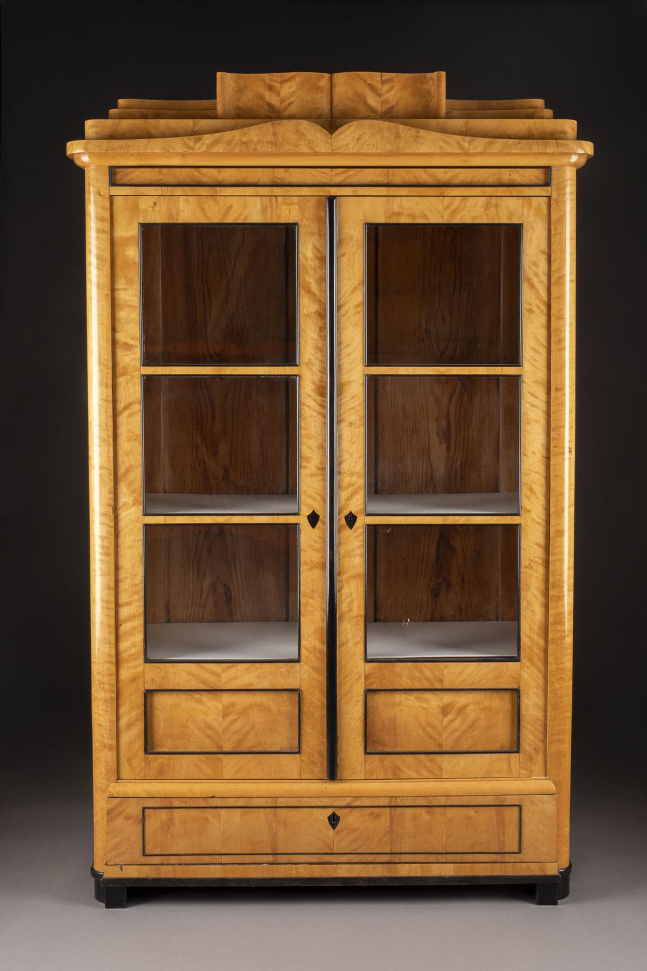 BIEDERMEIER-VITRINENSCHRANK