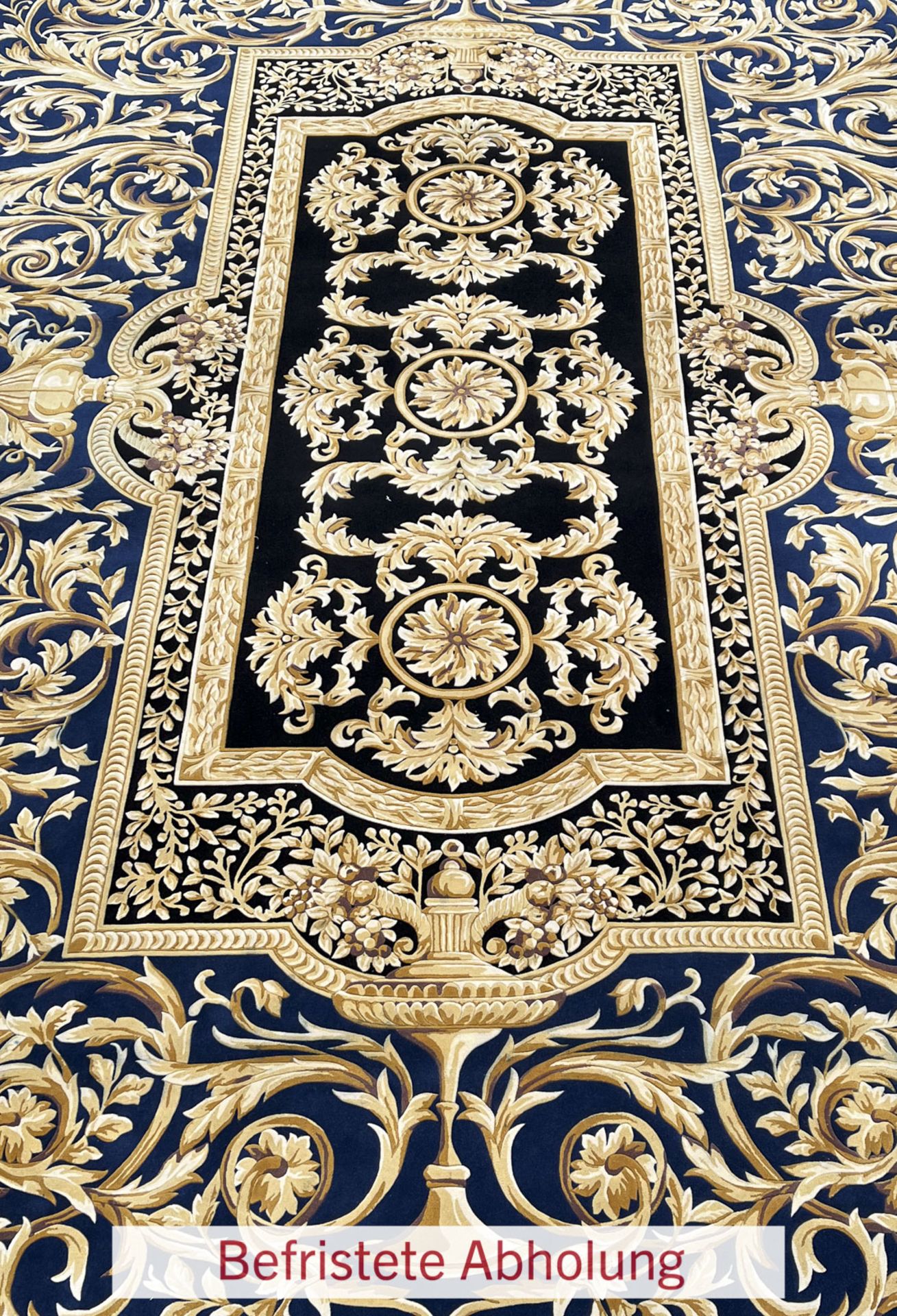 Großer 'Versace'-Teppich - Bild 2 aus 2
