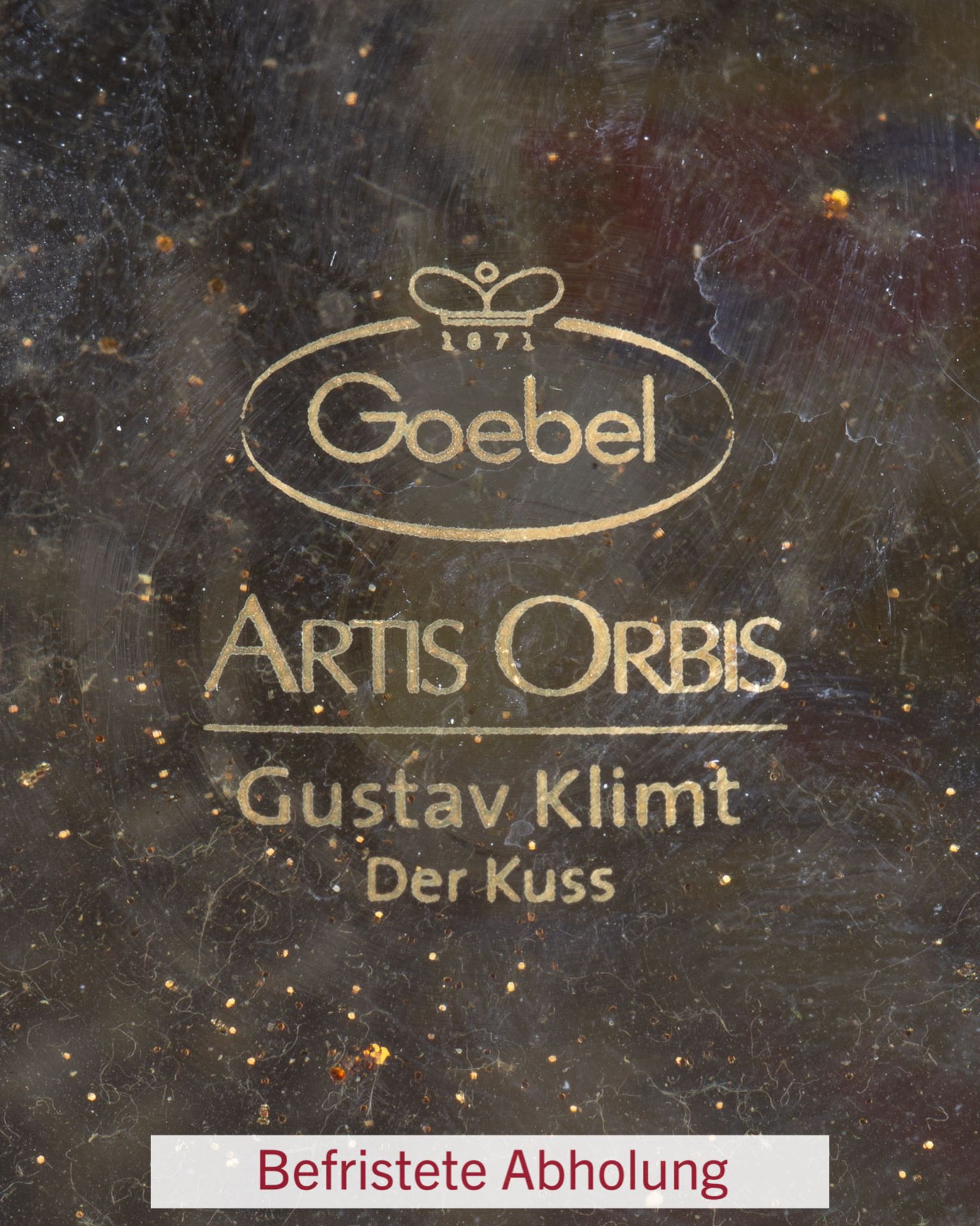 Dekorative Künstlervase mit Gustav Klimts 'Der Kuss' - Image 2 of 2