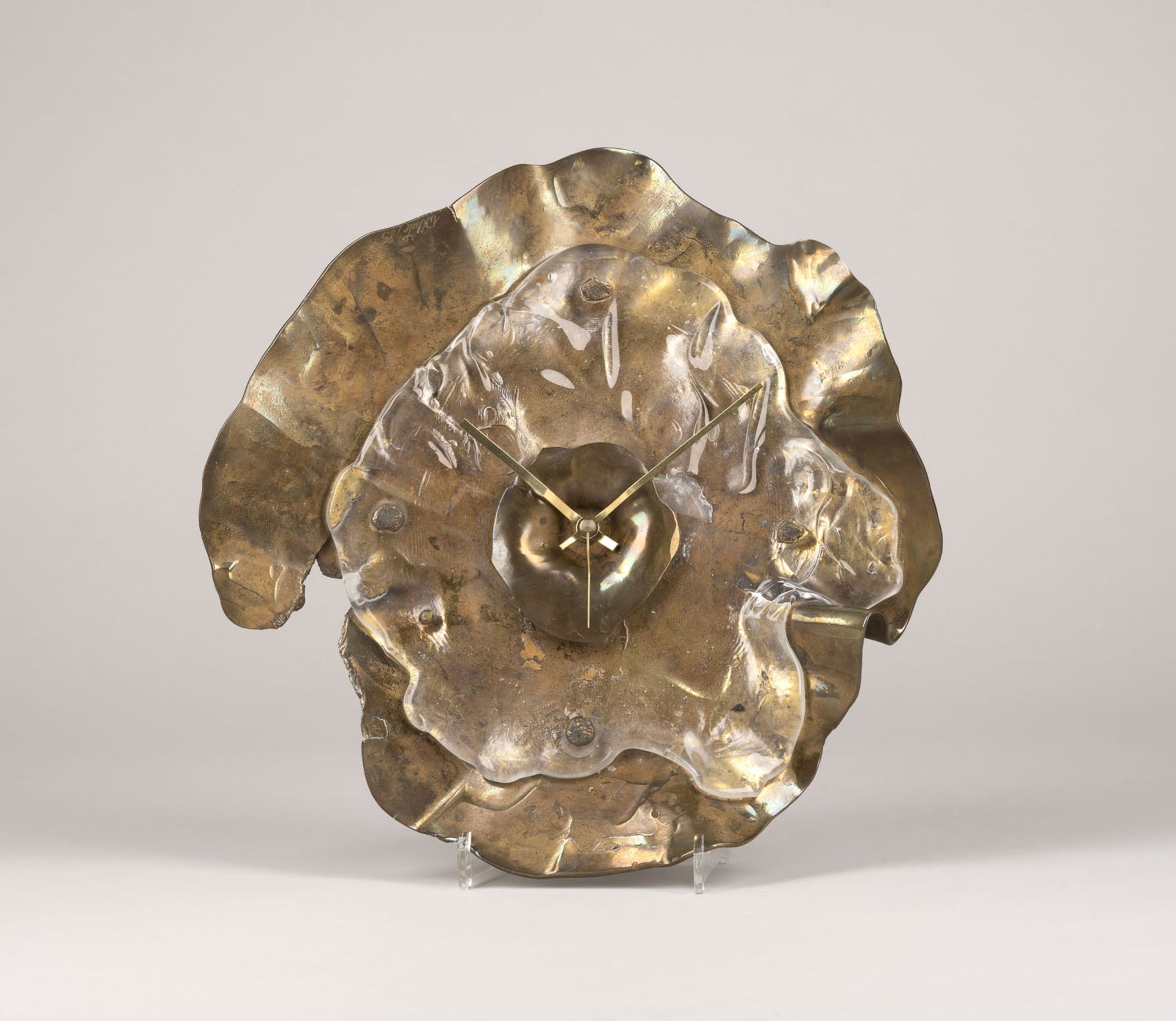 LOTHAR KLUTHE, WANDUHR AUS BRONZE