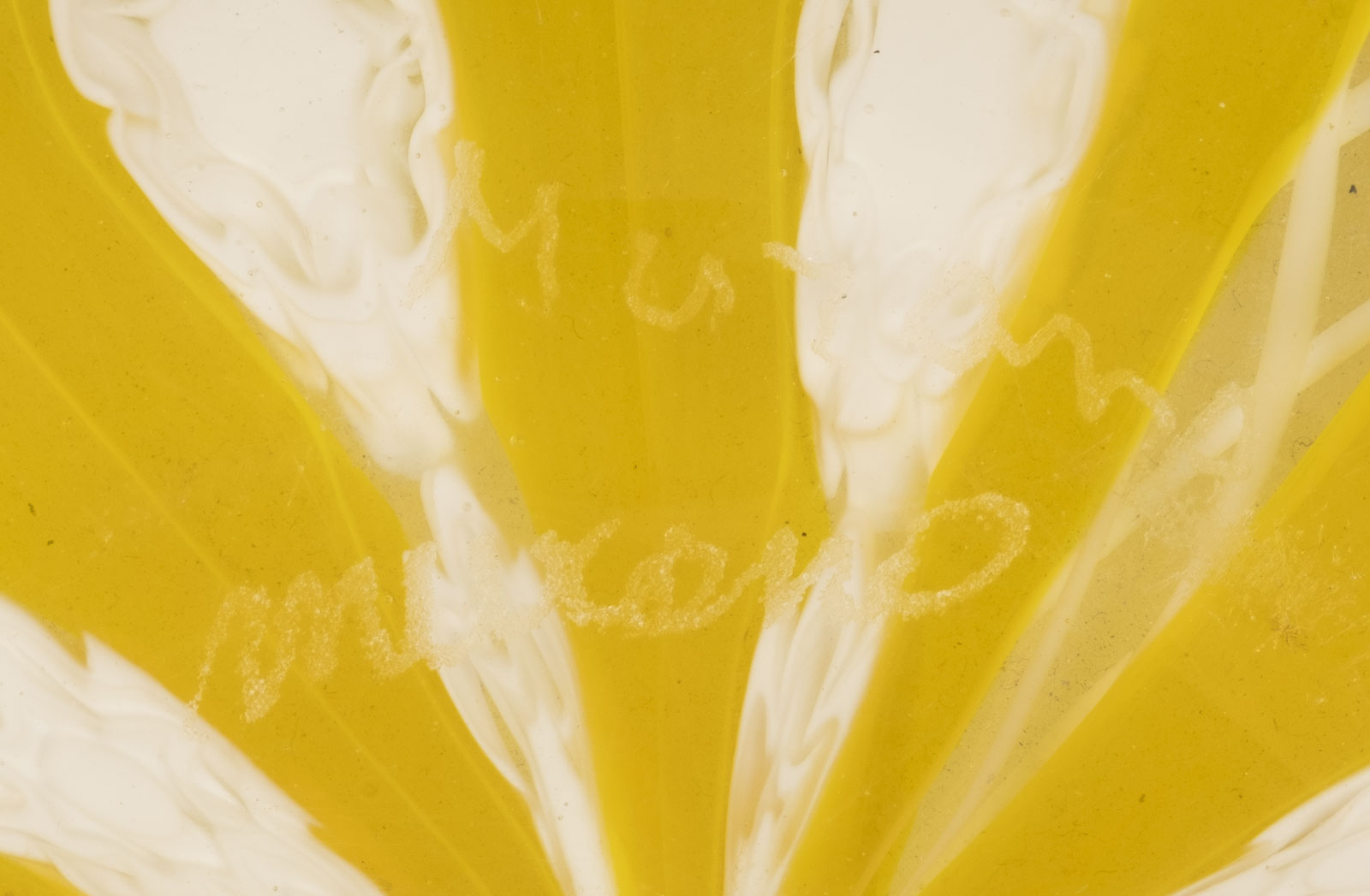 Schale 'a canne giallo con murrine' - Image 2 of 2