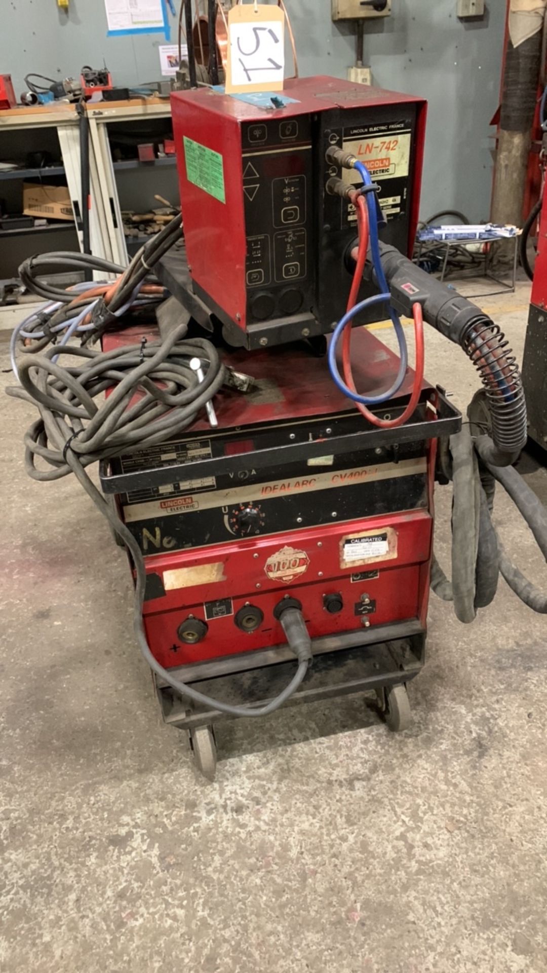 Lincoln Electric Idealarc CV400 Mig Welder Serial No AC-F1950230266 WITH ln -742 Wire Feed Unit