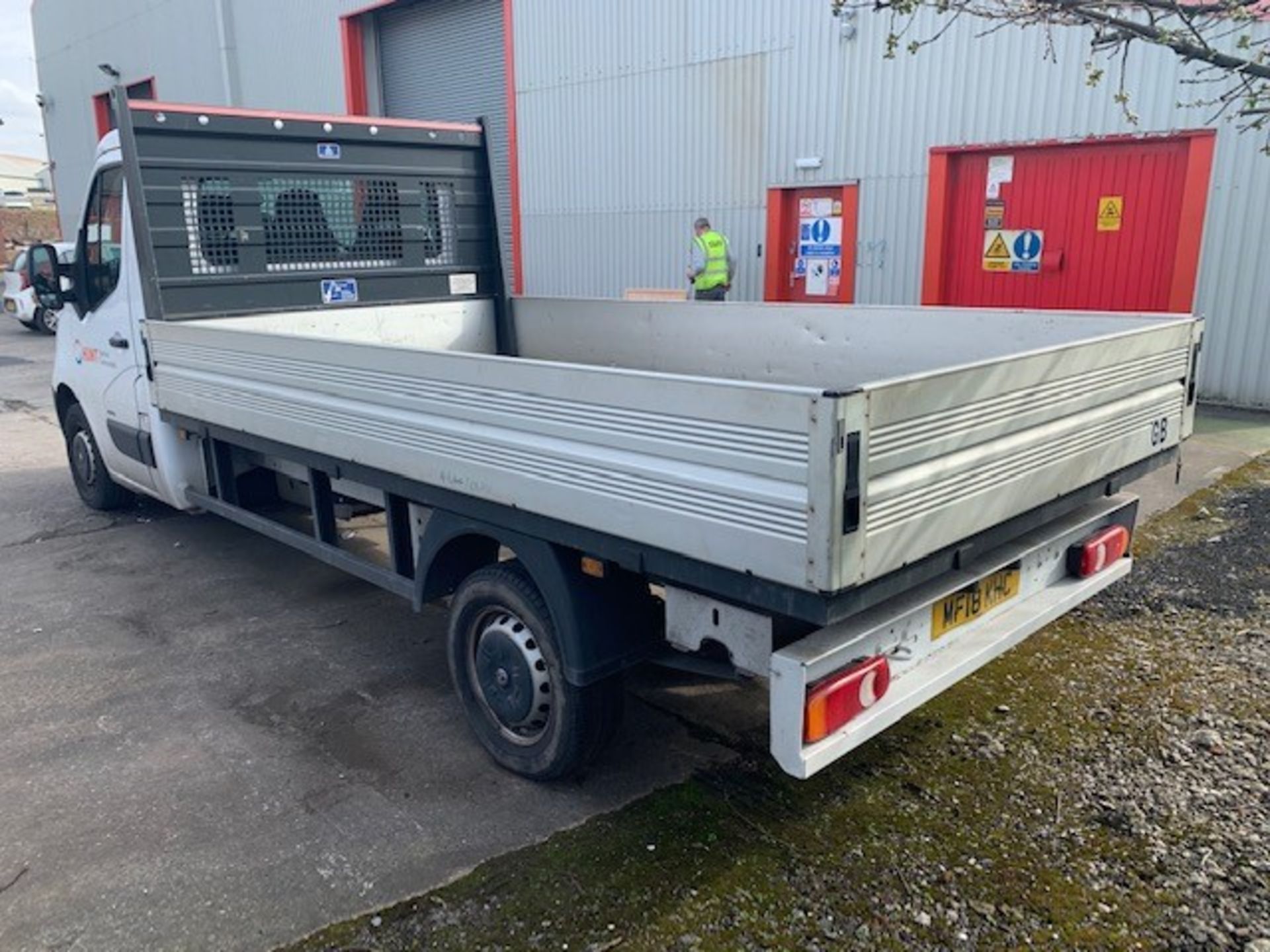 Vauxhall Movano 35 LS Diesel FWD 2.3 CDTI H1 Dropside Wagon, Registration MF18 KHC, Odometer rea - Image 4 of 20