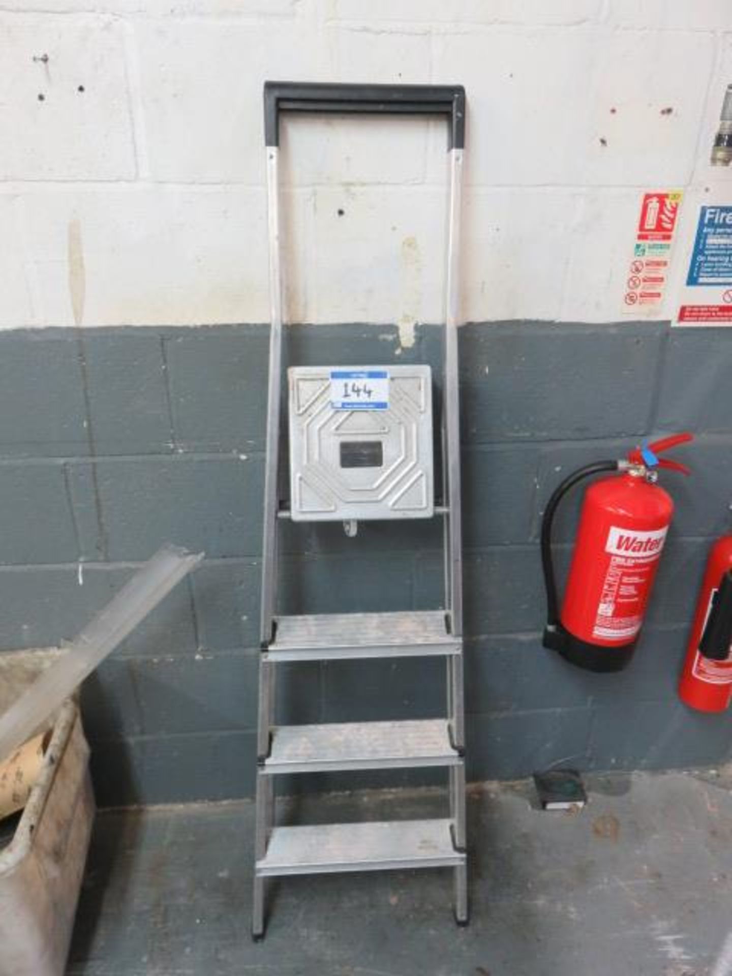 Aluminium Four Tread Platform Steps