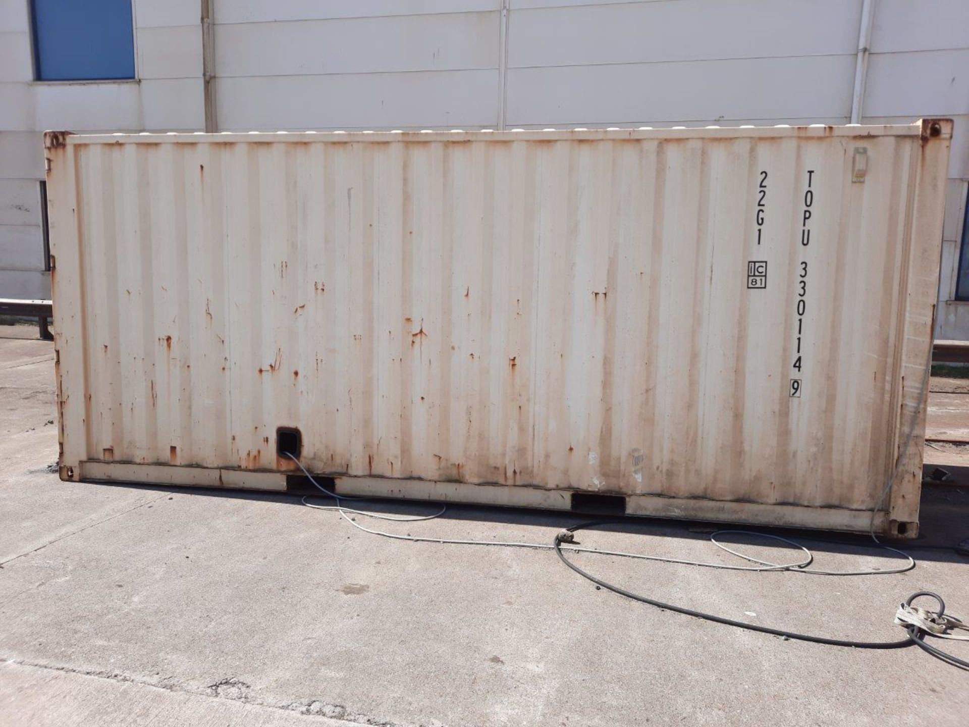 20ft White Shipping Container Type AIS-DSC-22-18 Man. No. AST- 043616 Year 2007 - Image 2 of 2