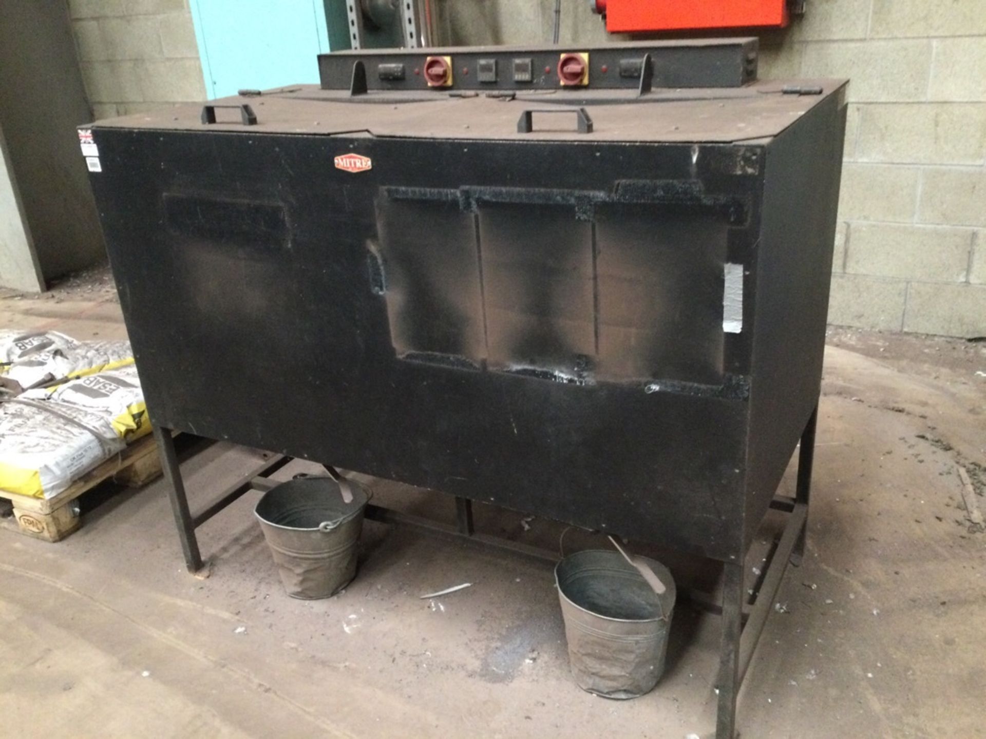 MITRE SDF40 Holding and Reconditioning Flux Oven