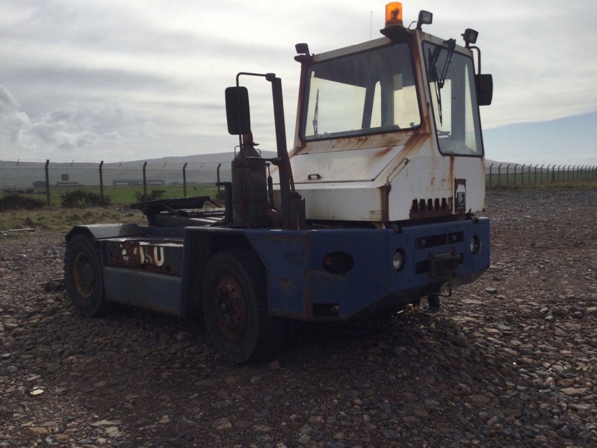 SISU Tug - Spares/Repairs - Image 4 of 4