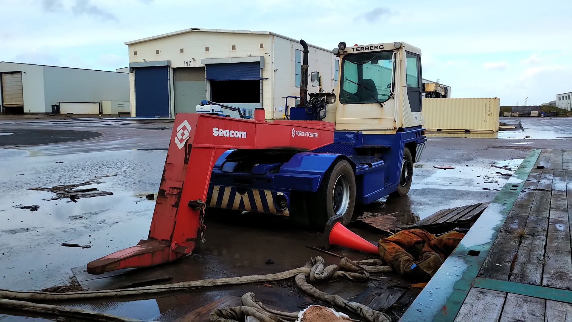 Terberg TT22 Shunter (2008) with Seacom SH30 Gooseneck Attachment (Serial No. 80065-1/1) - Image 3 of 4