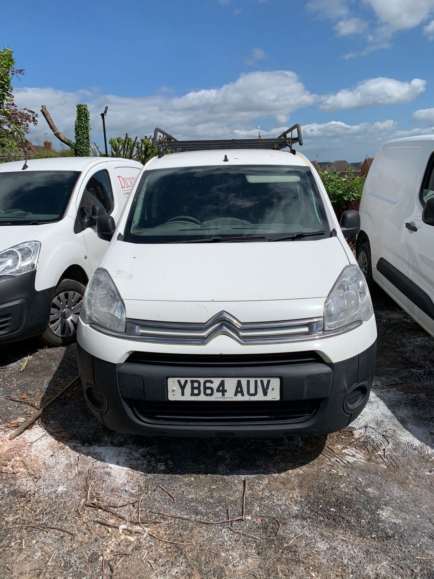 Citroen Berlingo 625 Enterprise HDI 1560cc Registration No. YB64 AUV MOT 02/12/22 Mileage 171490