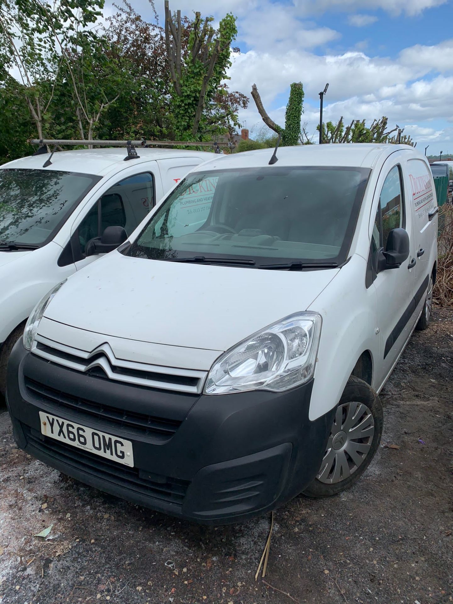 Citroen Berlingo 625 Enterprise HDI 1560cc Registration No.YX66 OMG MOT - 29/11/22 Mileage 105987 - Image 2 of 5