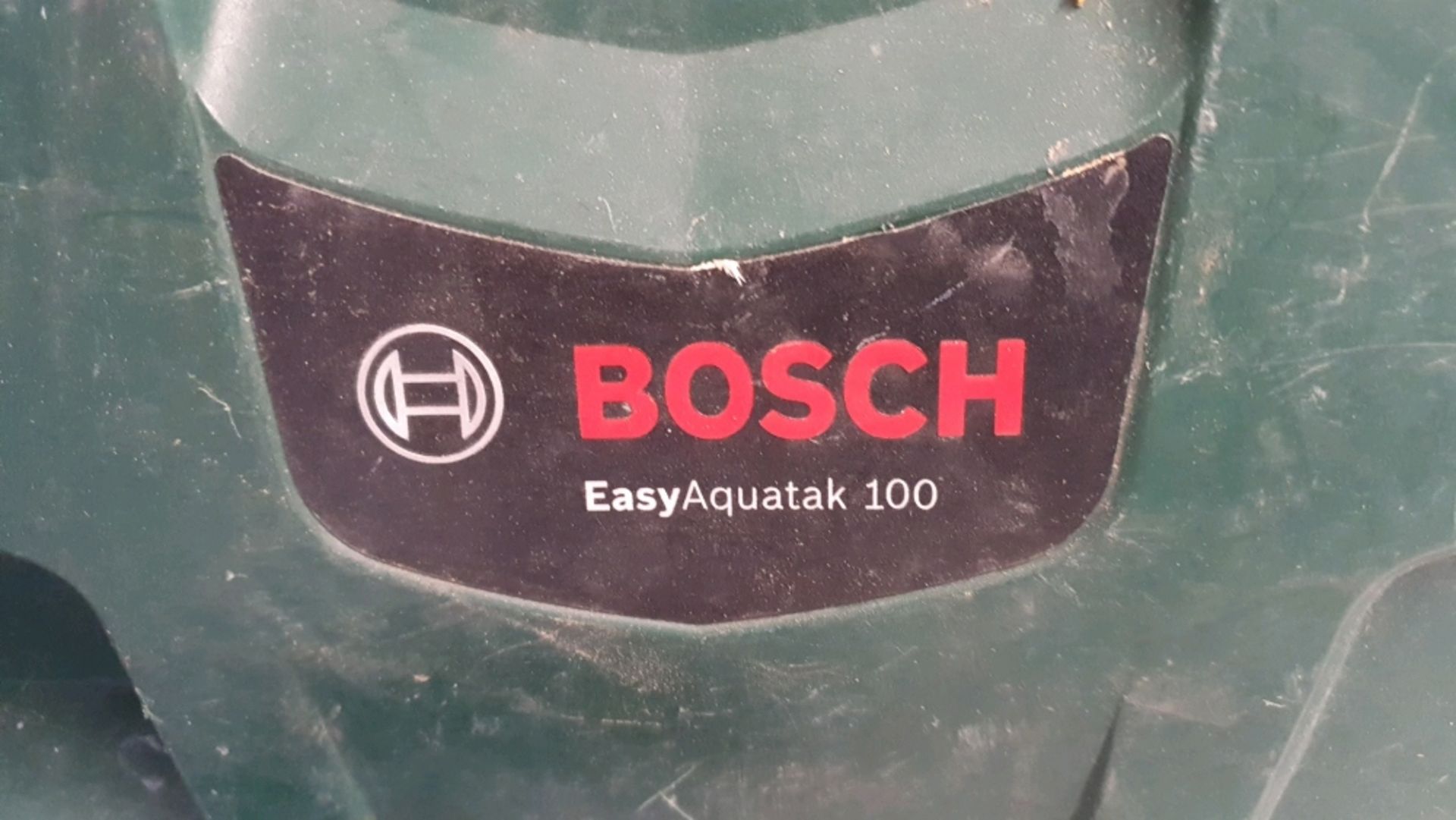 Bosch Easy AquaTek 100 High Pressure Washer - Image 2 of 4
