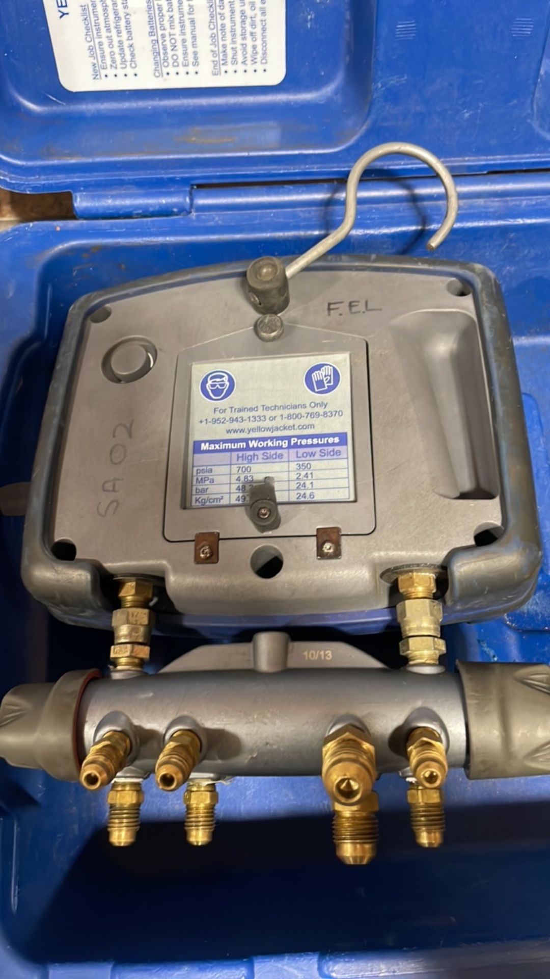 Yellow Jacket Refrigeration System Analyzer with TITAN 4-Valve Manifold - Image 3 of 3