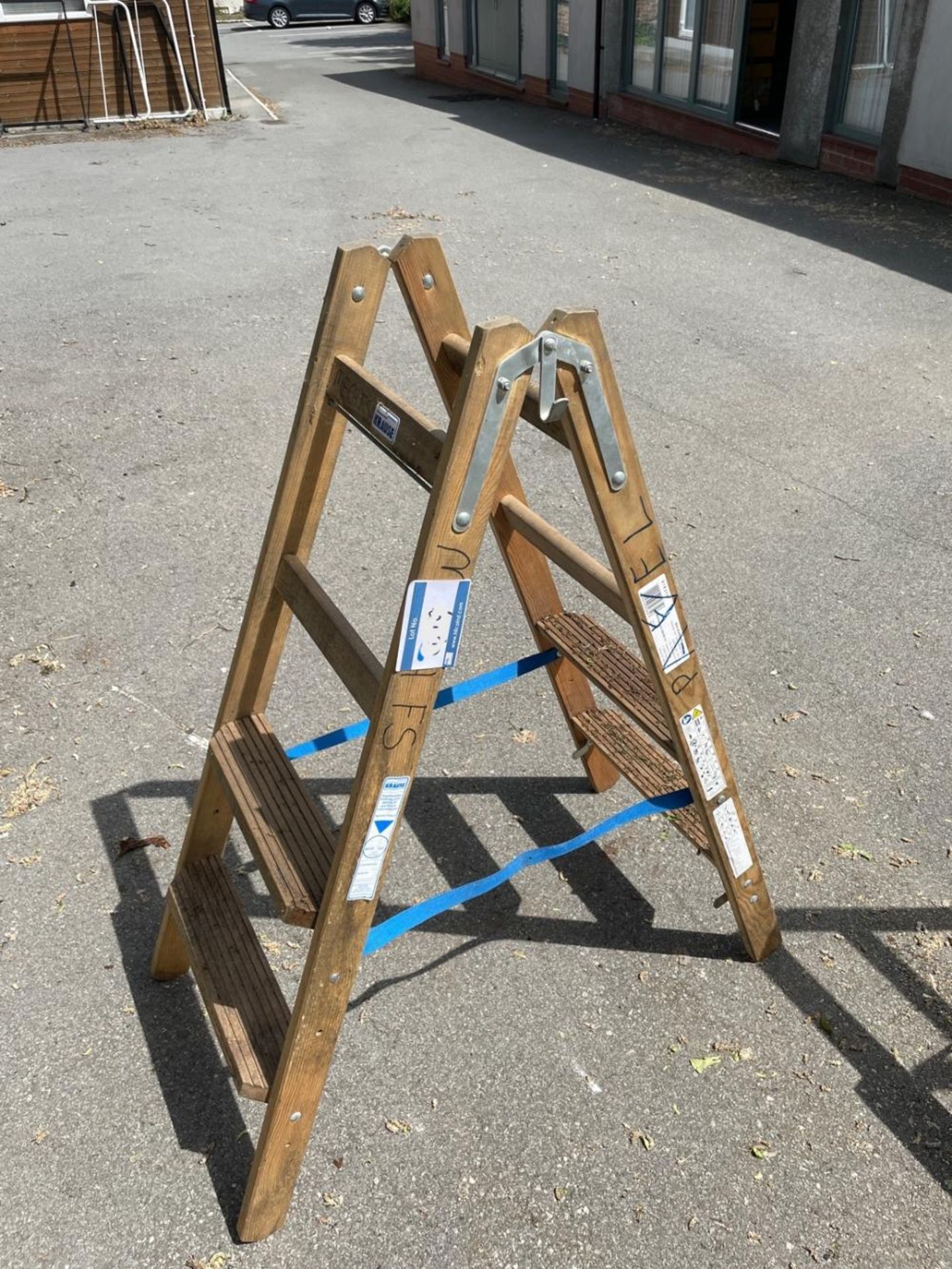 Krause Double Sided 2 Tread Timber Ladder