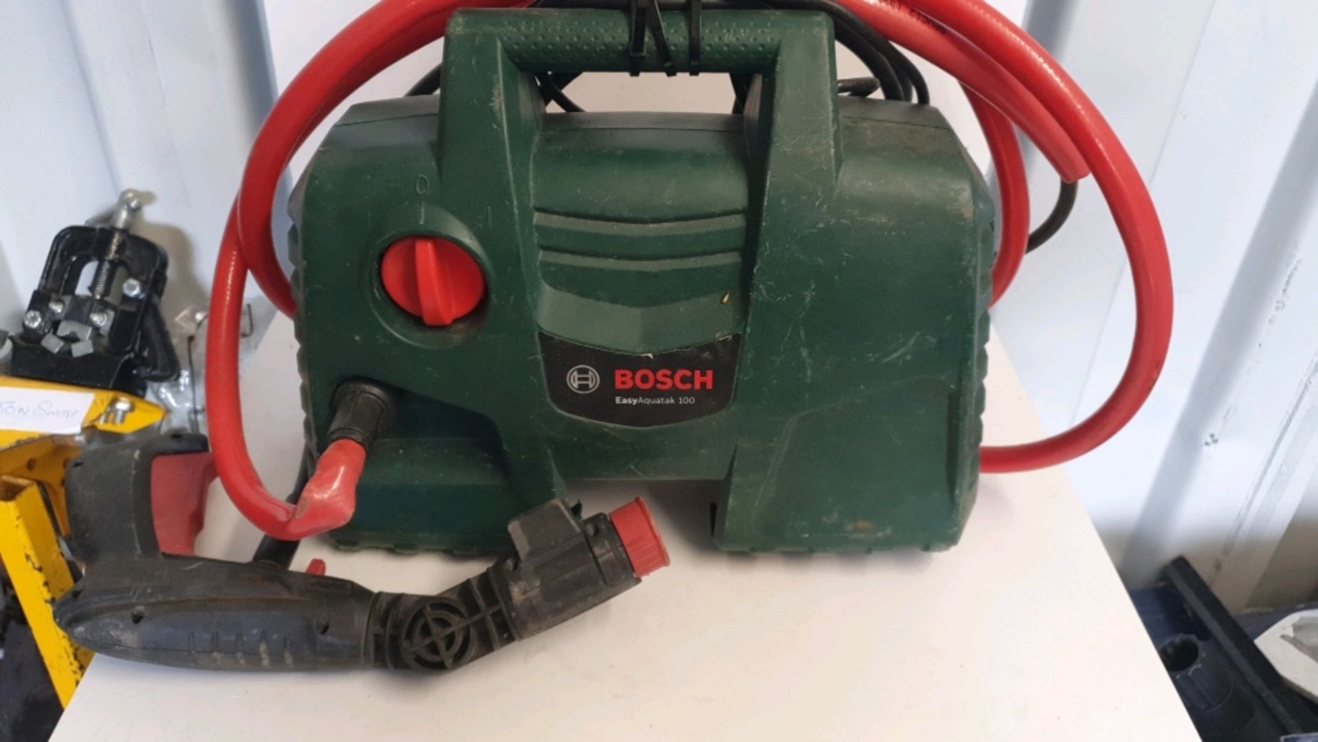 Bosch Easy AquaTek 100 High Pressure Washer