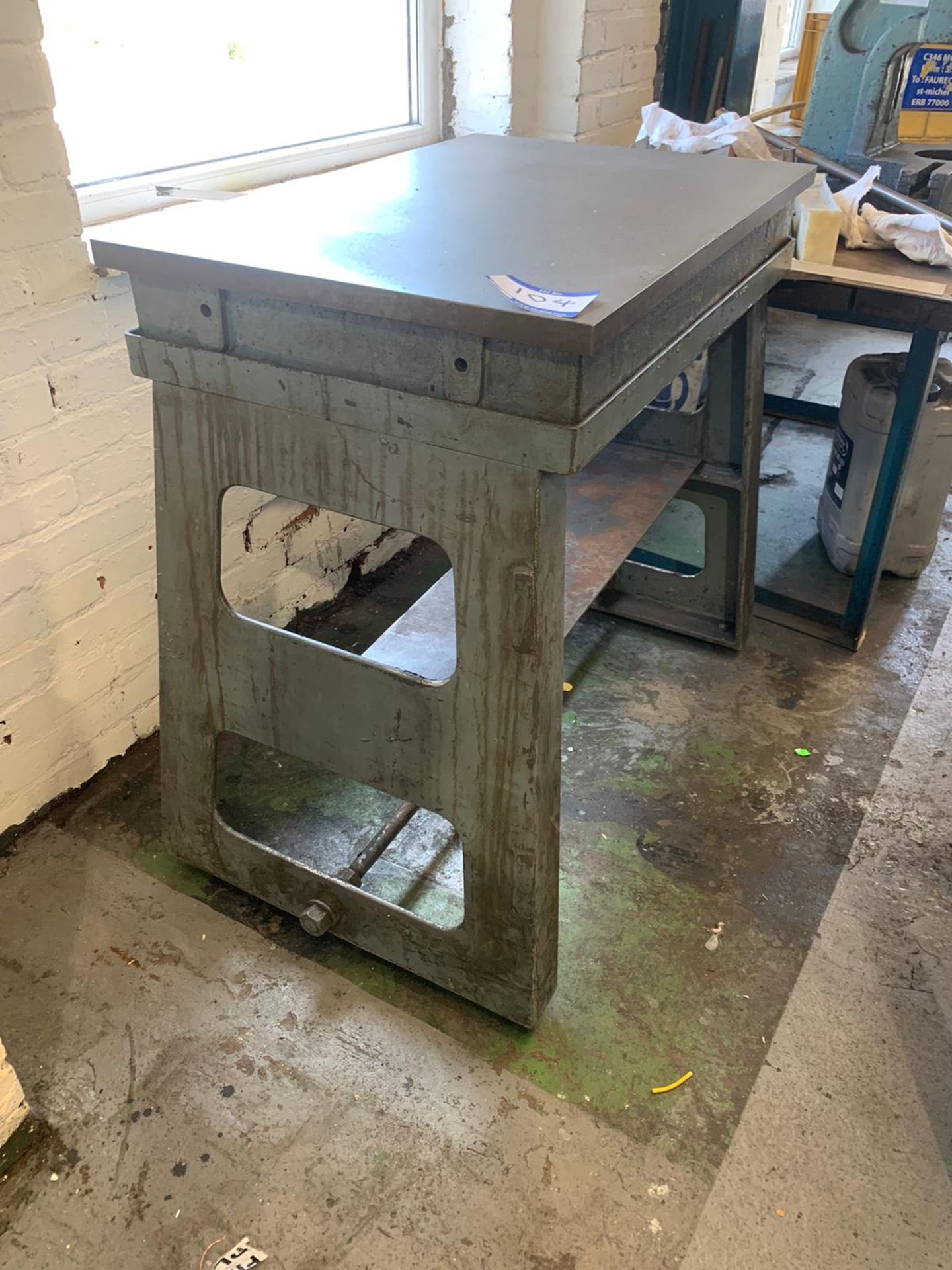 Unknown Cast Iron Measuring Table