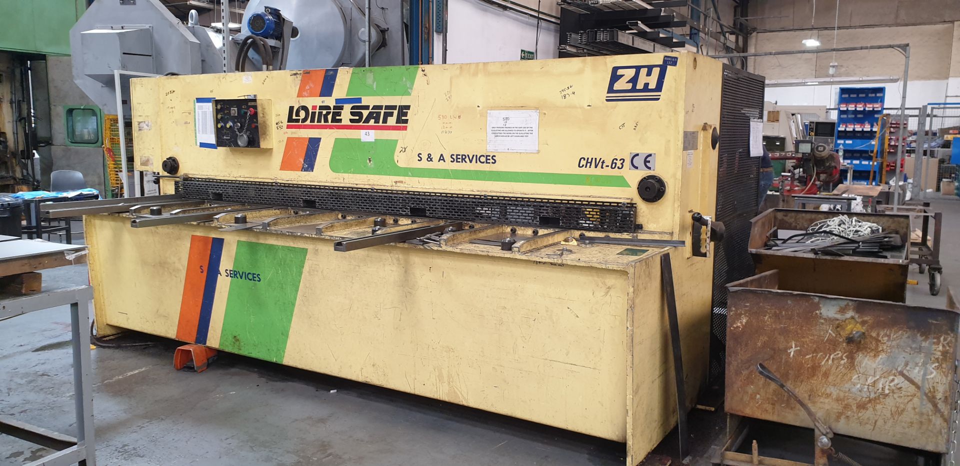 Loire Safe CHVT-63, Sheet Metal Guillotine With Backstop, Capacity 3m X 6mm , Serial Number: 19.786, - Image 3 of 5