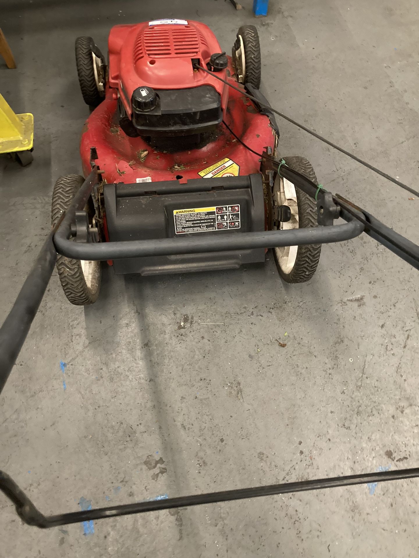 Toro Petrol Driven Rotary Lawnmower, Approx 19in - Image 2 of 2