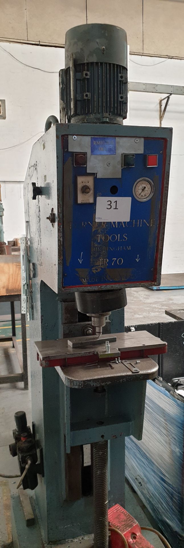 Turner TR70, Spin Riveting Machine