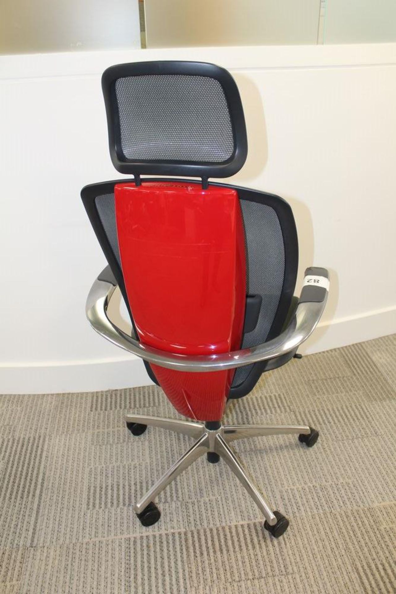 Xten Line Pininfarina Design Mesh Back Swivel Chair - Image 2 of 2