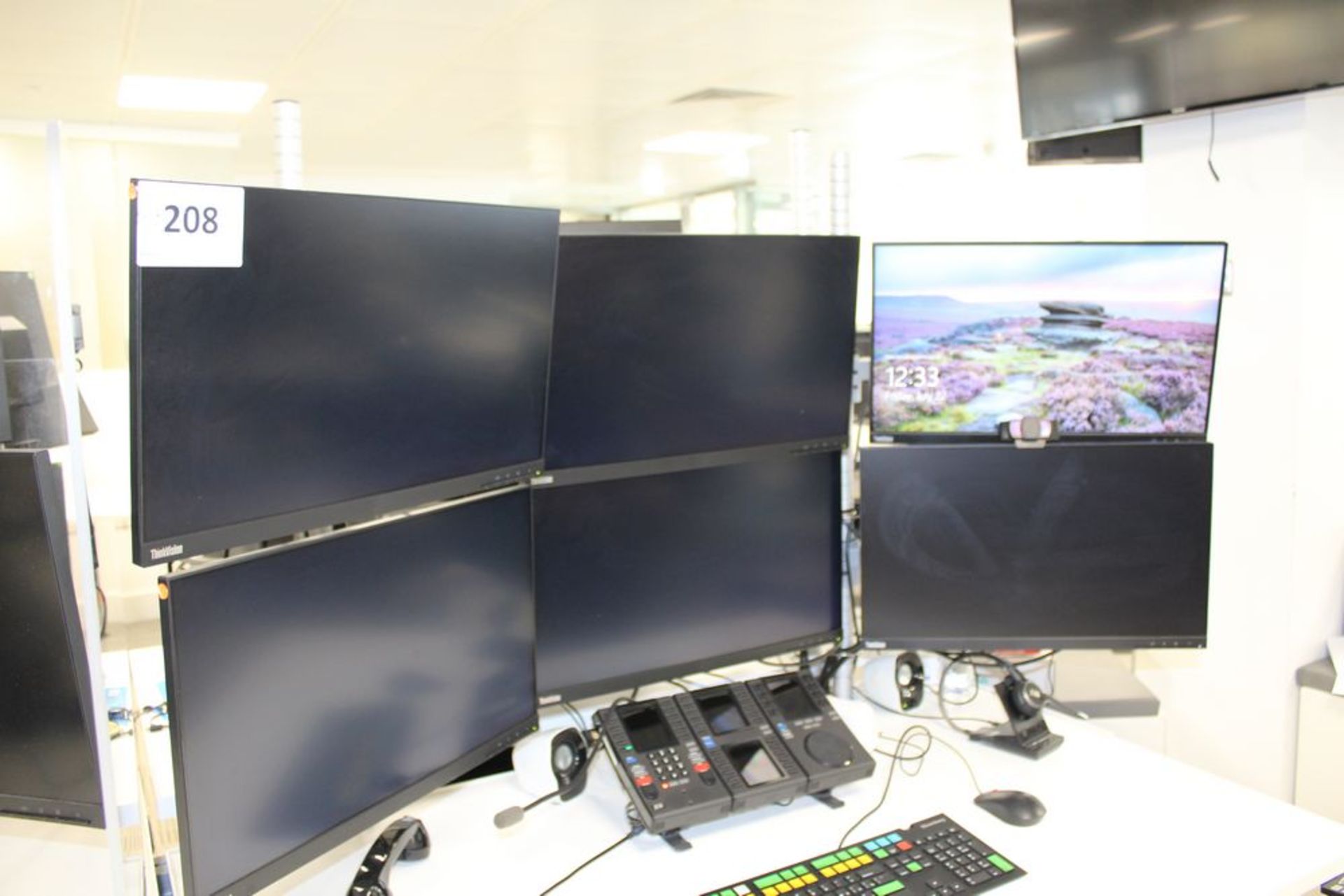 6 Lenovo P24-10, 24 inch IPC Flat Screen Monitors