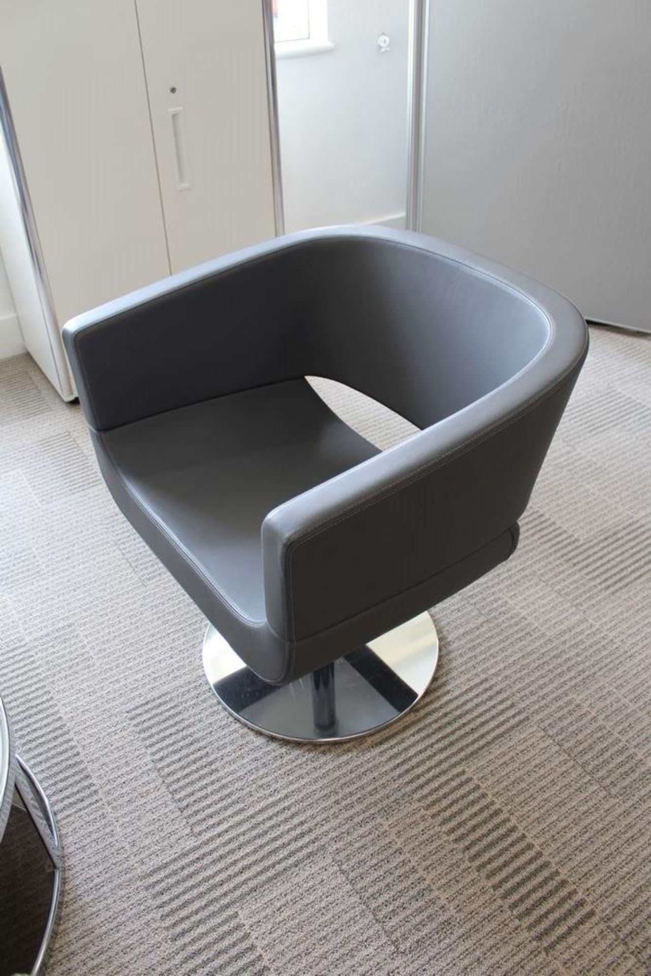 4 Allemuir Lola Grey Leather Effect Chairs with a Chrome Framed, Marble Topped Coffee Table 800mm Di - Image 2 of 2