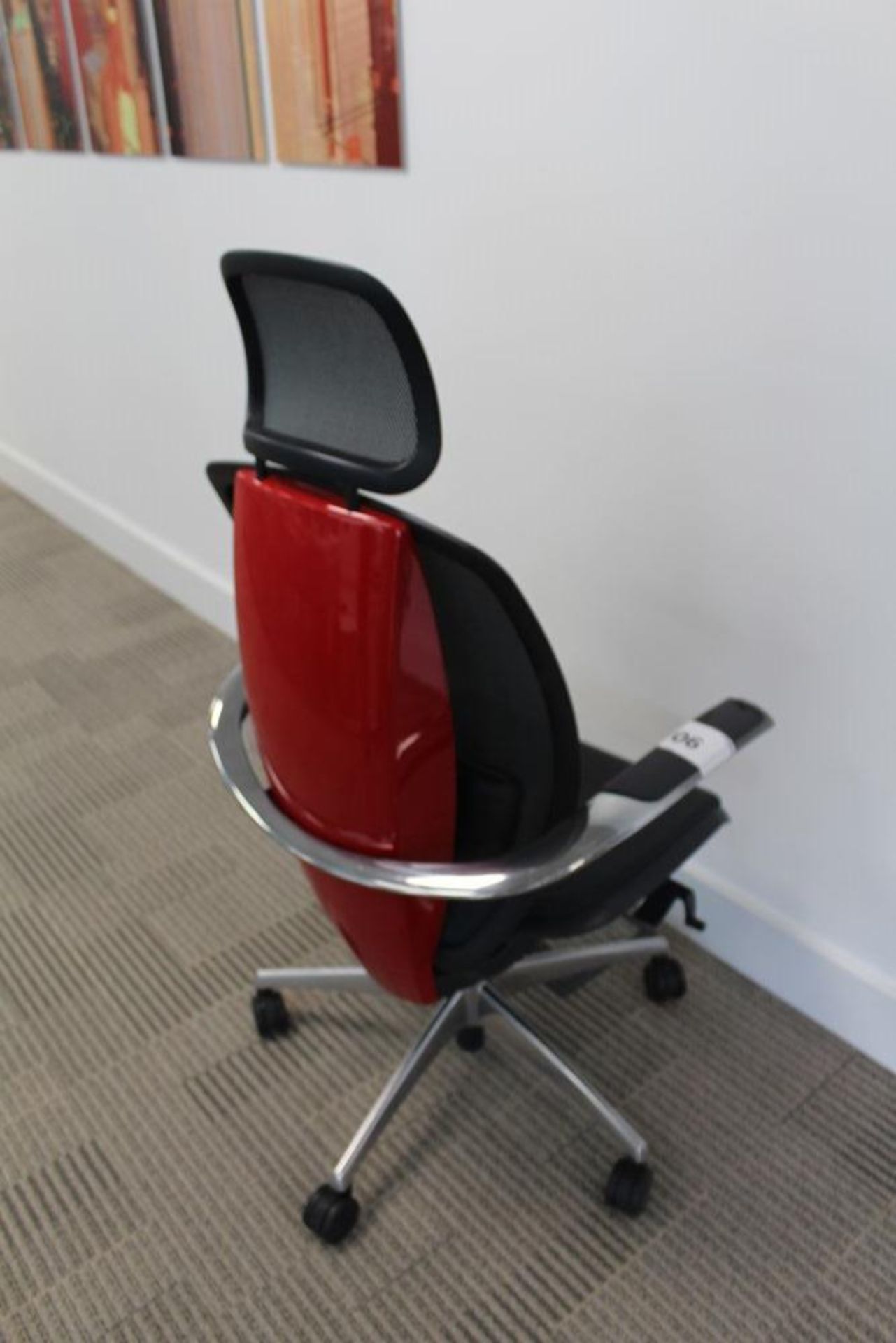 Xten Line Pininfarina Design Mesh Back Swivel Chair - Image 2 of 2