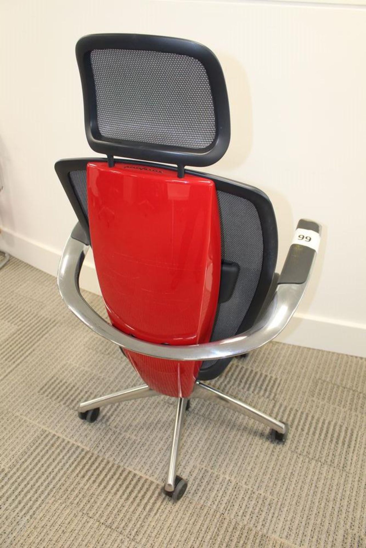 Xten Line Pininfarina Design Mesh Back Swivel Chair - Image 2 of 2