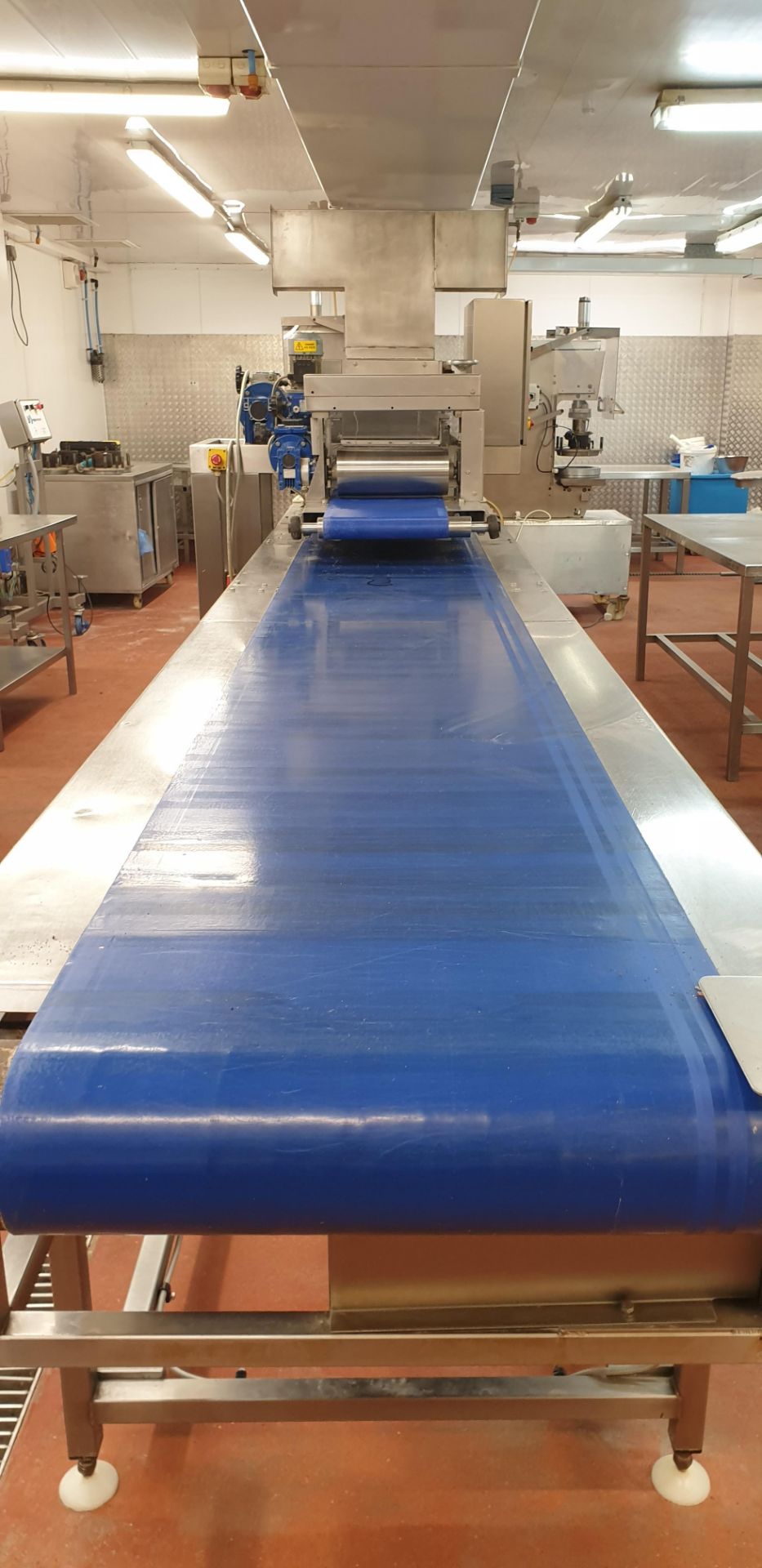 Total Bakery Solutions Sheeter complete with 6m Endless Belt Conveyor - Image 5 of 5