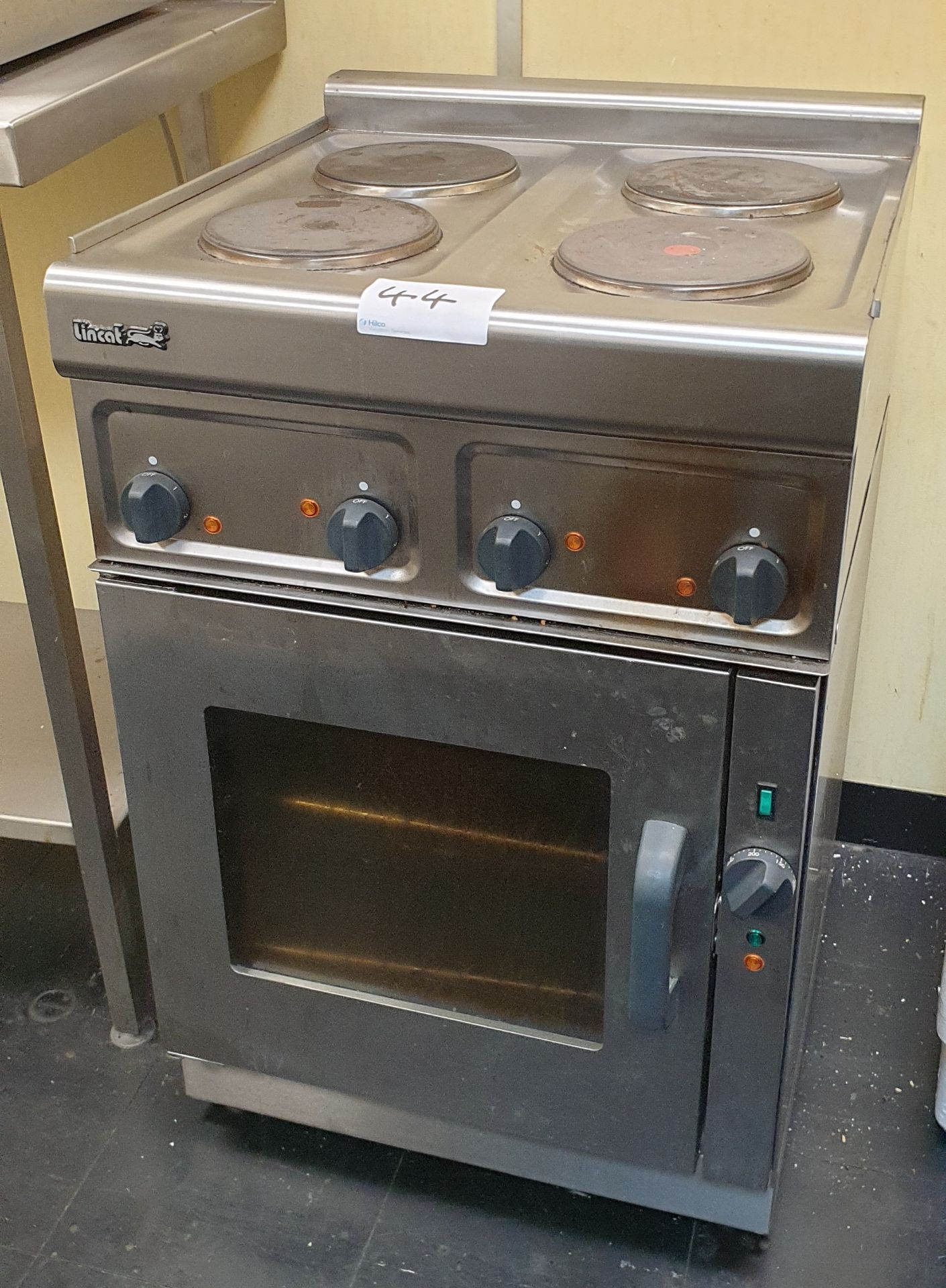 Lincat 4 Hob Oven complete with Stainless Steel Extraction Hood