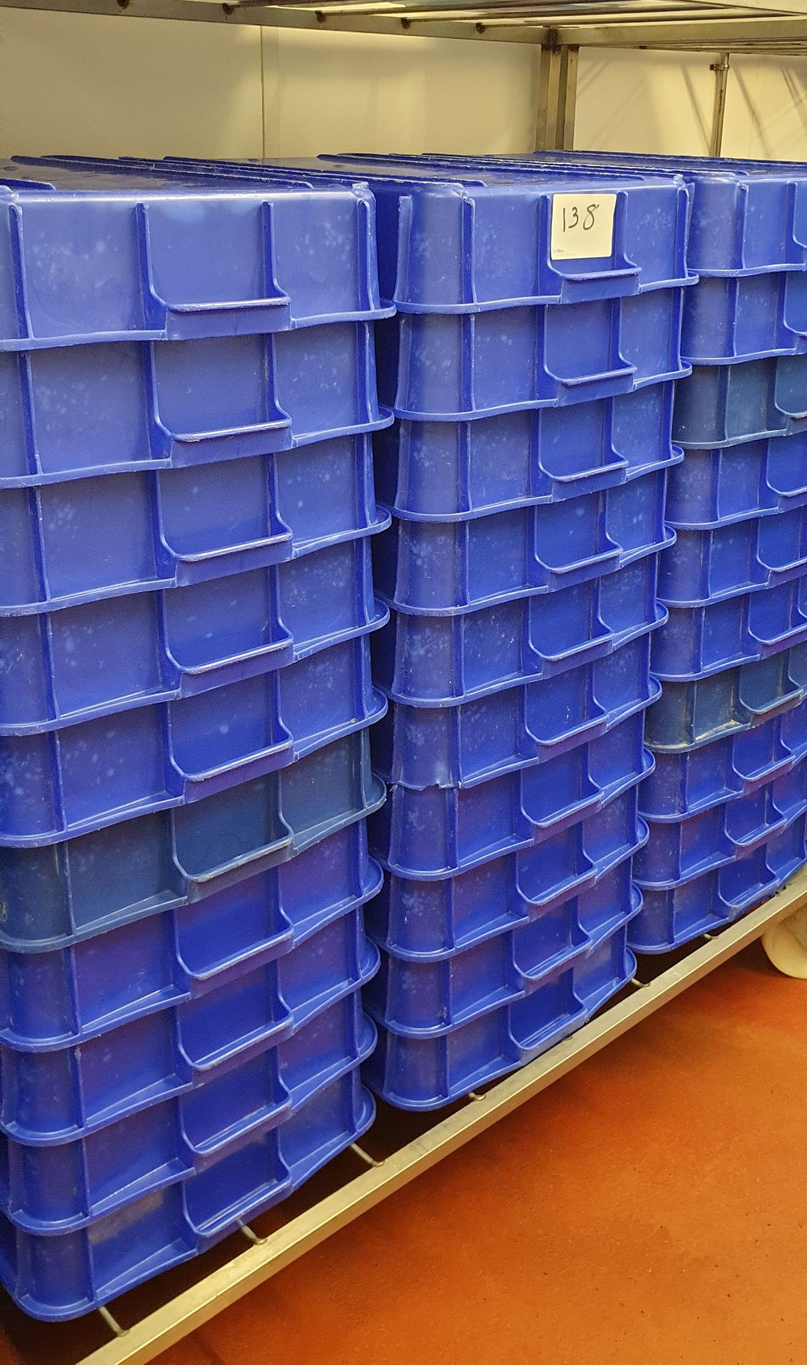 30 x Plastic Blue Food Trays, 0.69m(l) x 0.45m(w) x 0.13m(h)